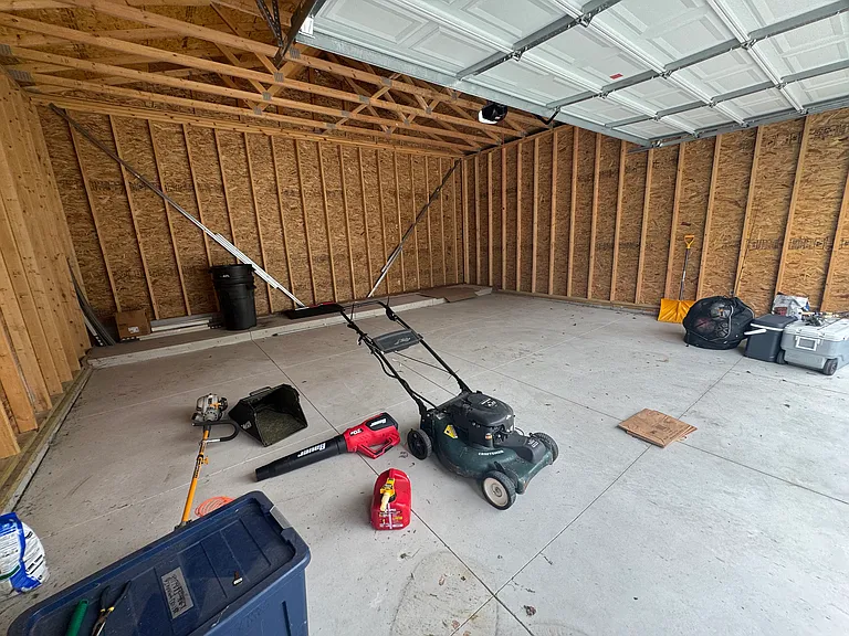 560 E Kalama Ave — Photo 11