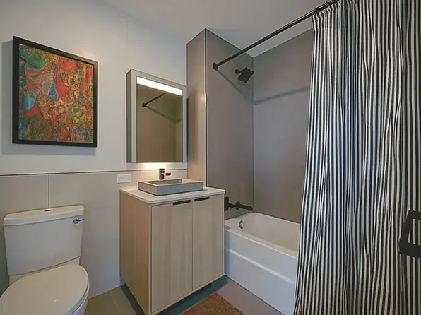 2455 3rd Avenue image 12 of 36