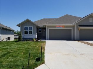 4967 146th St, Basehor, KS 66007