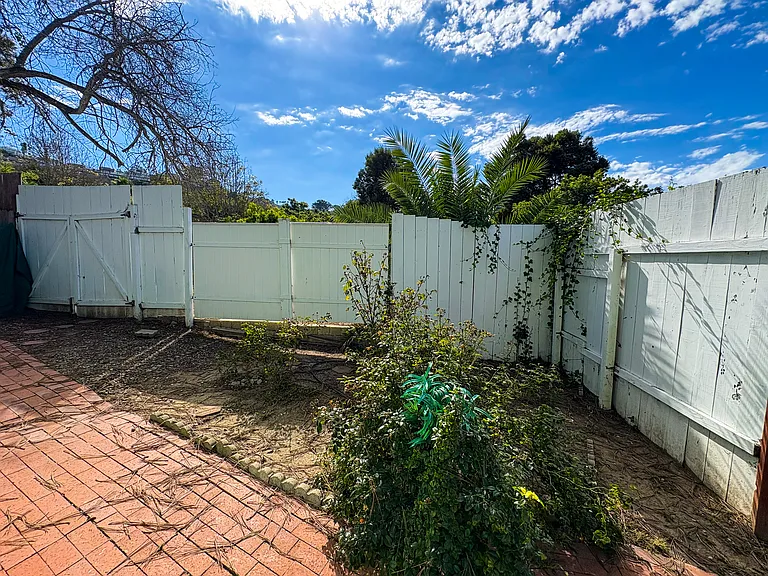 2141 Torrey Pines Rd — Photo 5