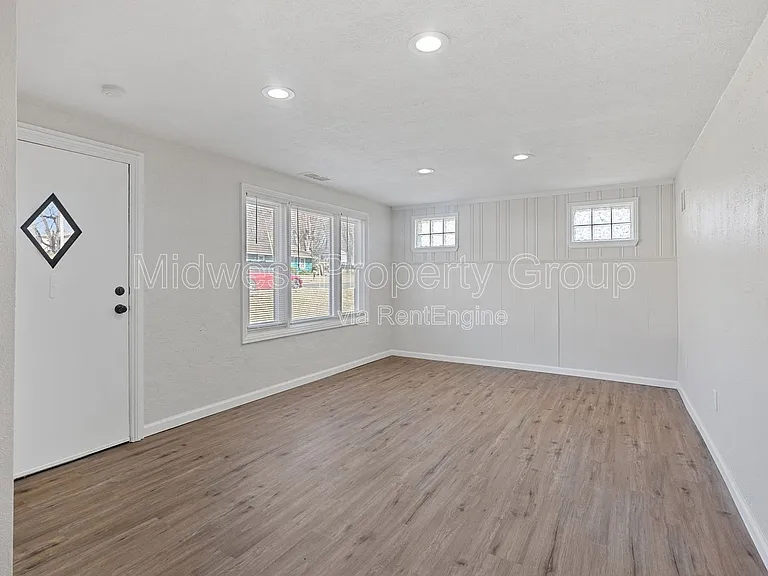 17 Marie Dr — Photo 11