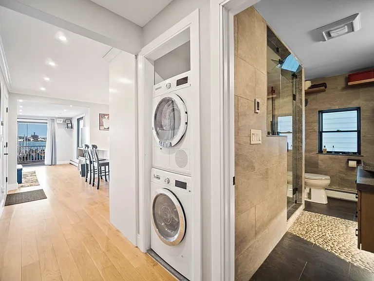 269 Webster St #3 — Photo 6