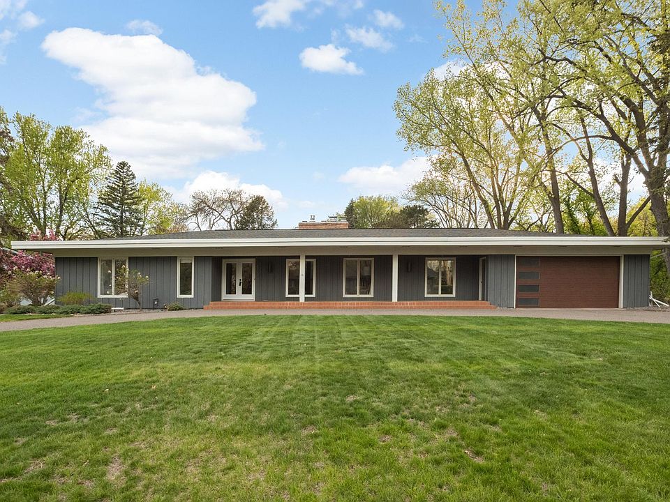 1st image of 4722 Coventry Rd E
