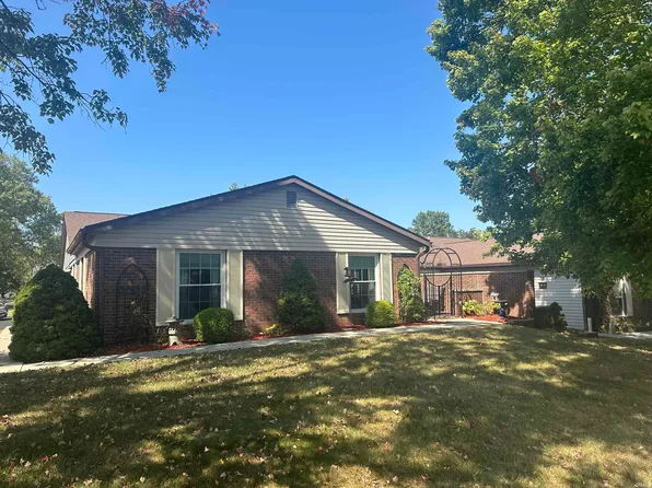 892 E Waterloo Ct, Bloomington, IN 47401