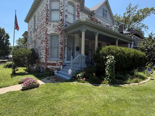 451 W Macon St, Decatur, IL 62522