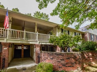 30 Menlo Park Dr APT 4B, Akron, OH 44313