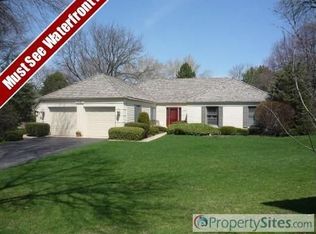 1521 Leabrook Cv, Wheaton, IL 60189