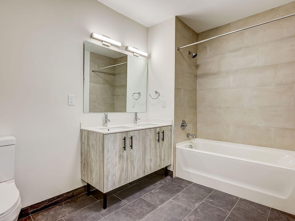 1st image of 416 Highland Ave #410