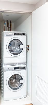 5th image of 222 Johnson Ave APT 2N