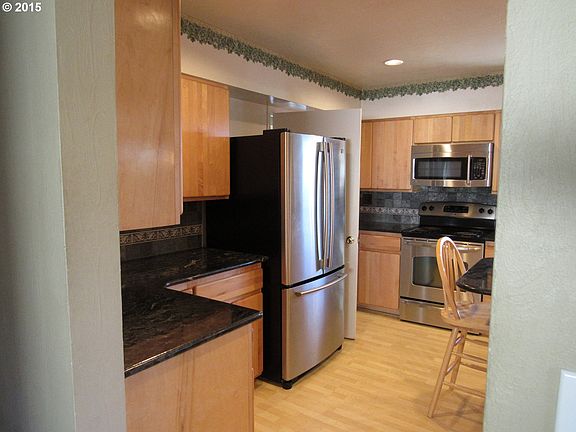 3rd image of 1252 N Gould St