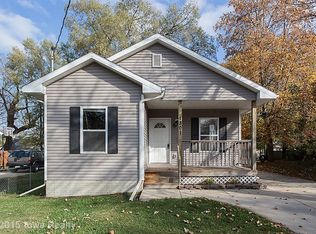 1301 De Wolf St, Des Moines, IA 50316