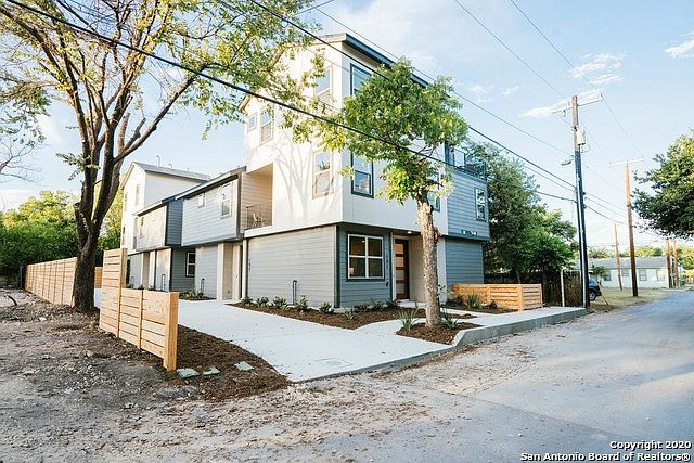 1st image of 135 Rose Ln #2