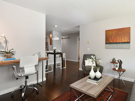3rd image of 2250 NW 58th St Unit 106