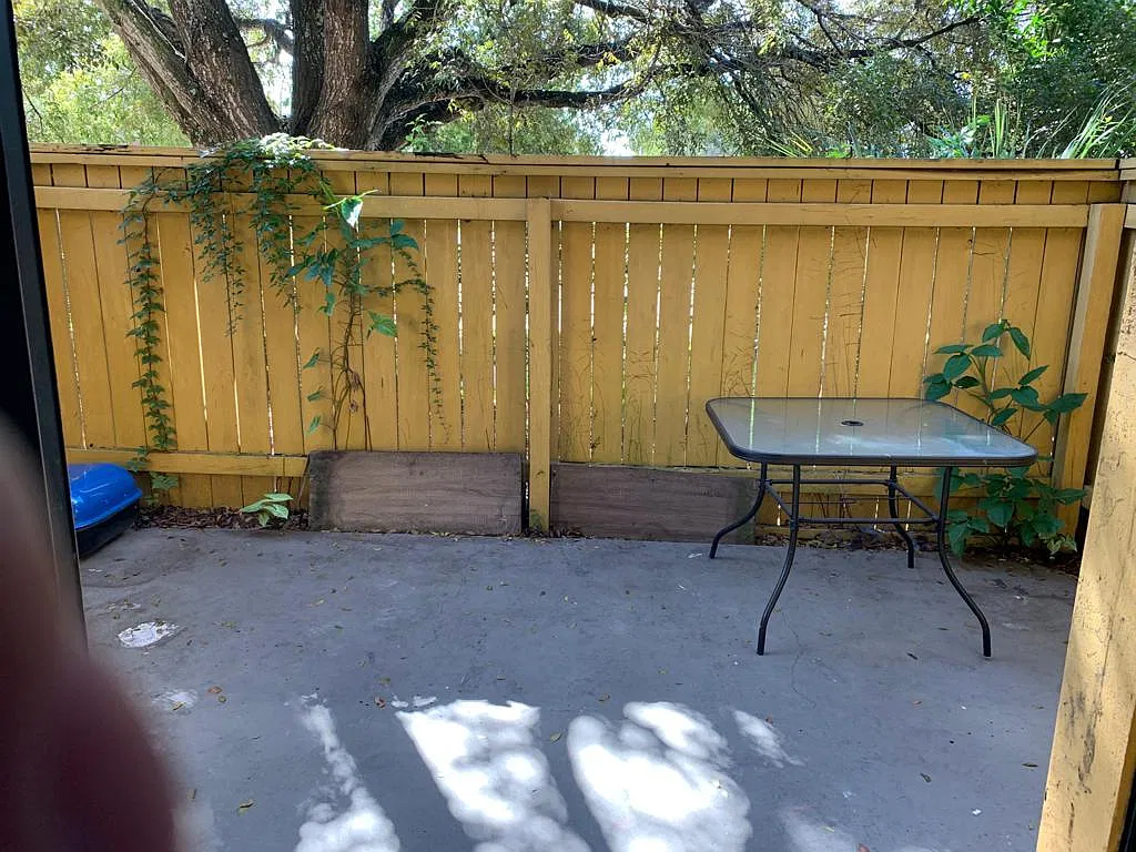 2 bed, $1,525 — Photo 2