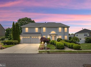 29 Dominion Dr, Marlton, NJ 08053