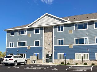 660 Mound St #201, Owatonna, MN 55060