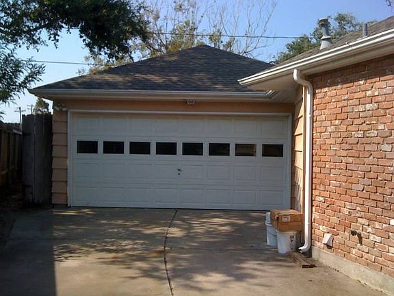 2 Car Garage