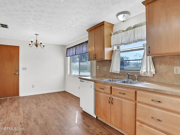 2nd image of 601 WILLIAM PENN Street