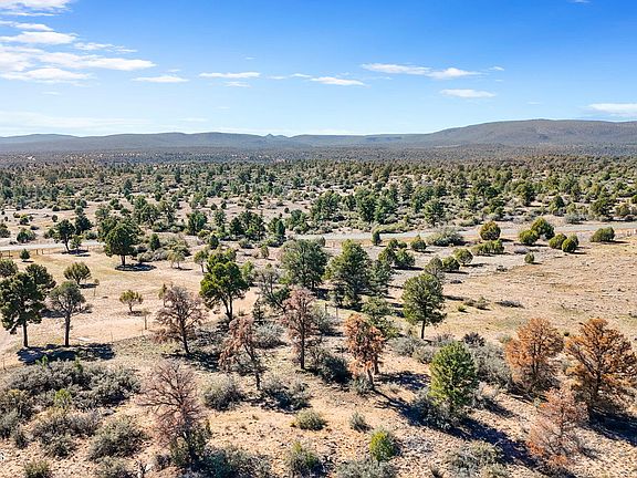 4th image of 2 N Las Vegas Rd