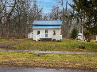651 S James St, Cape Vincent, NY 13618