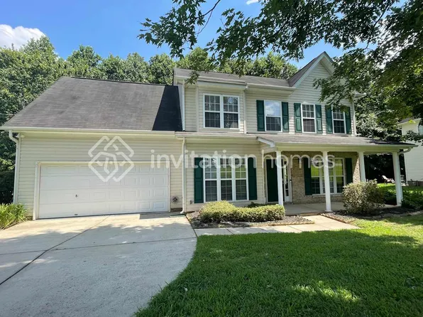 7355 Oxford Bluff Dr, Stanley, NC 28164