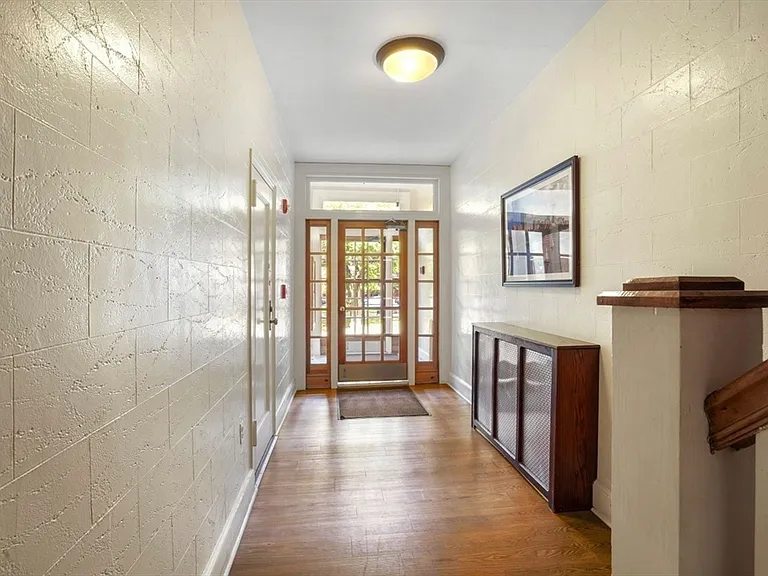 228 Commonwealth Ave #7 — Photo 22