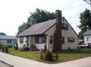 68 Foch Ave, Providence, RI 02904