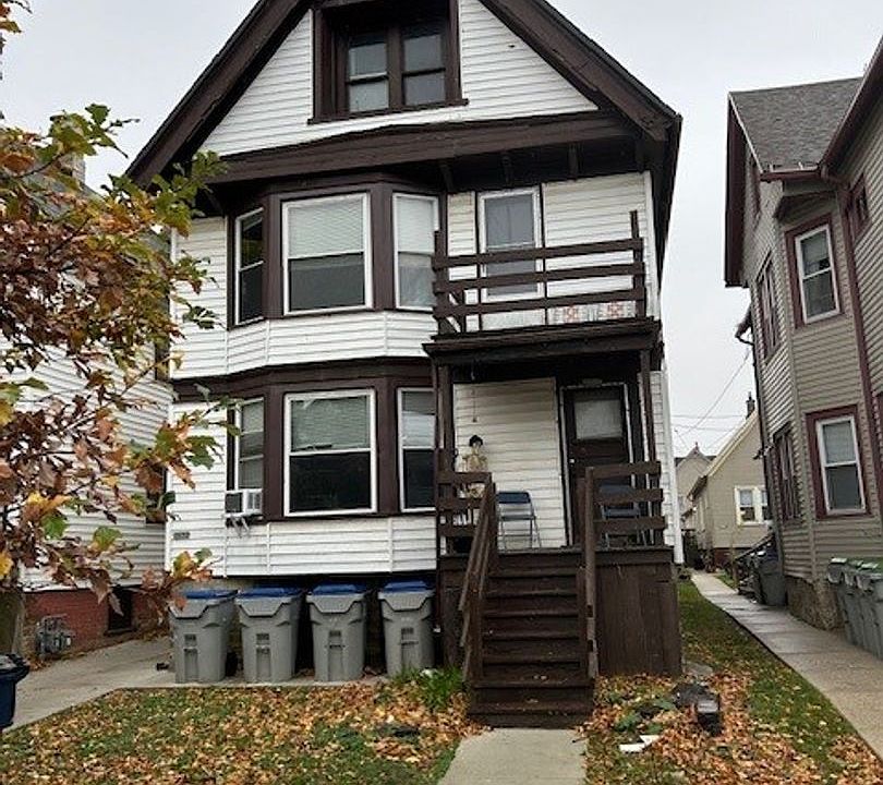 1st image of 1657 N Arlington Pl #0