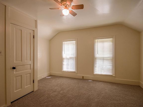 3rd image of 1012 Greenwood Ave