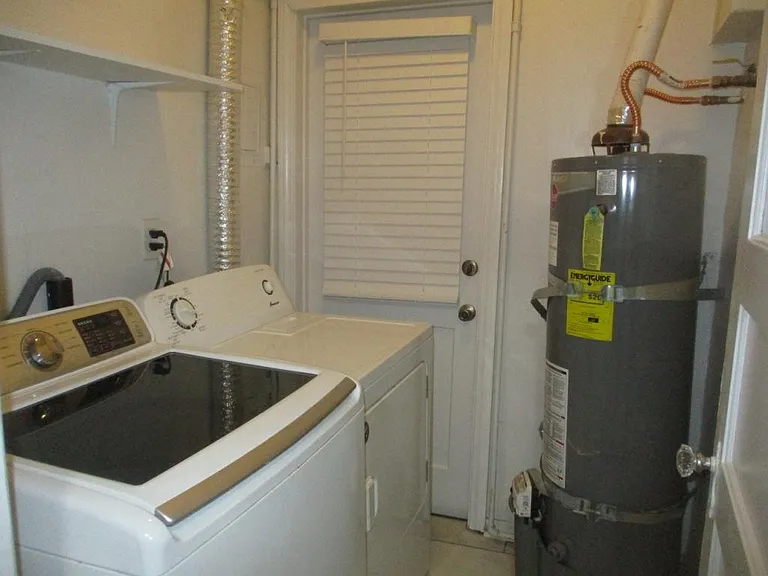 1105 Mound Ave #7 — Photo 14