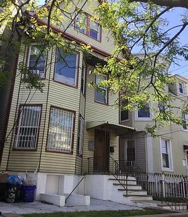 5th image of 358 Clifton Ave