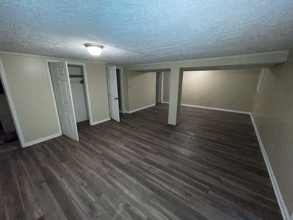 3rd image of 95 S Russell Dr