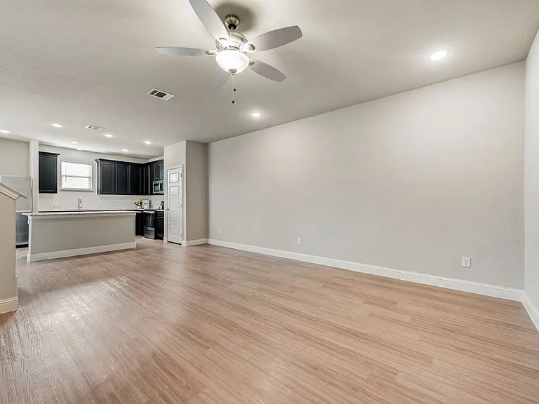 4929 Sanger Circle Dr #4929 — Photo 5