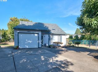 7917 SE Clackamas Rd, Milwaukie, OR 97267