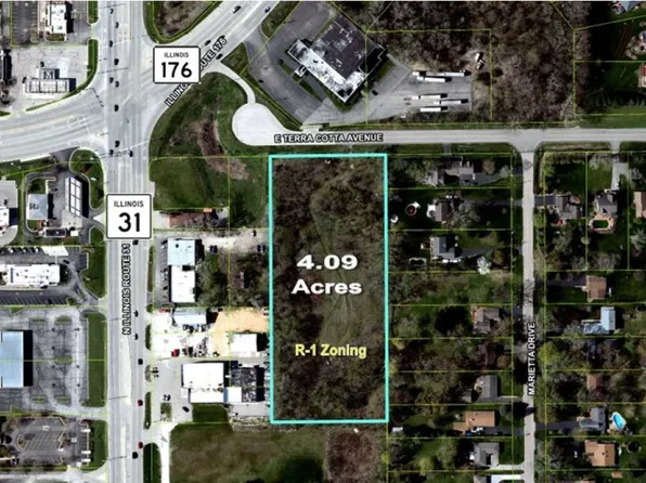 4501 E Terra Cotta Ave, Crystal Lake, IL 60014