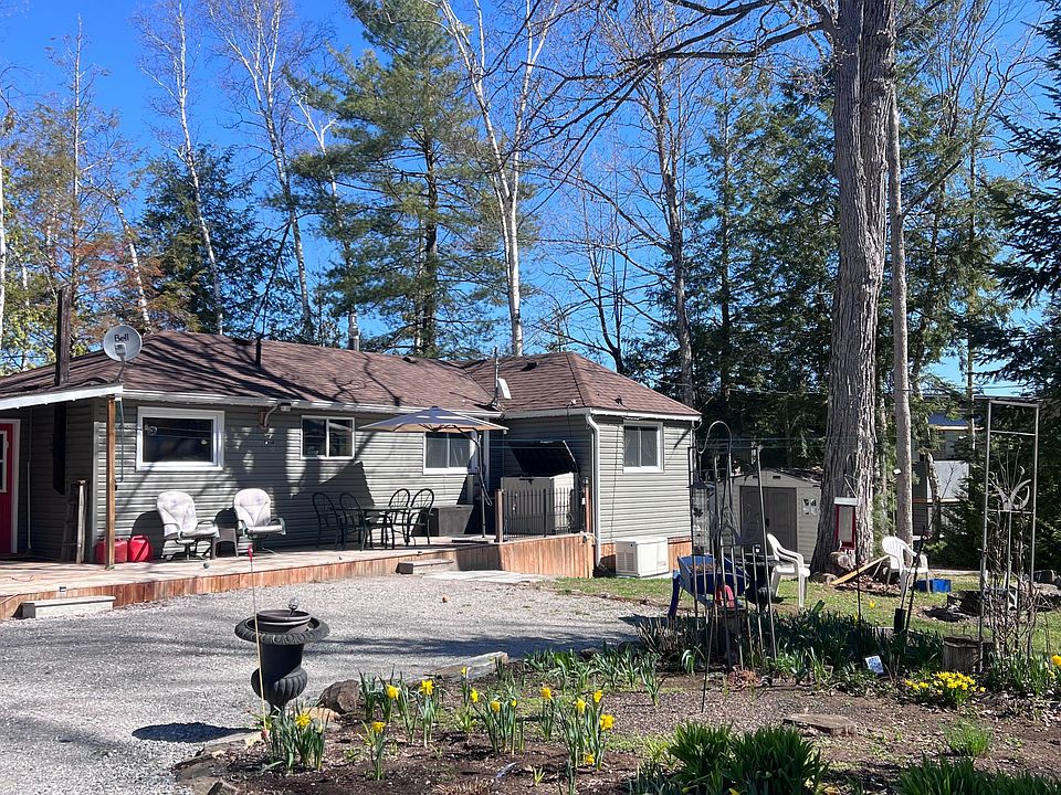 1st image of 1561 Crystal Lake Rd