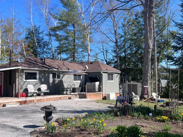 1561 Crystal Lake Rd, Trent Lakes, ON K0M 2A0
