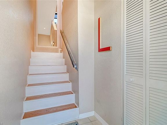 3rd image of 71 Emerald Woods Dr APT F4