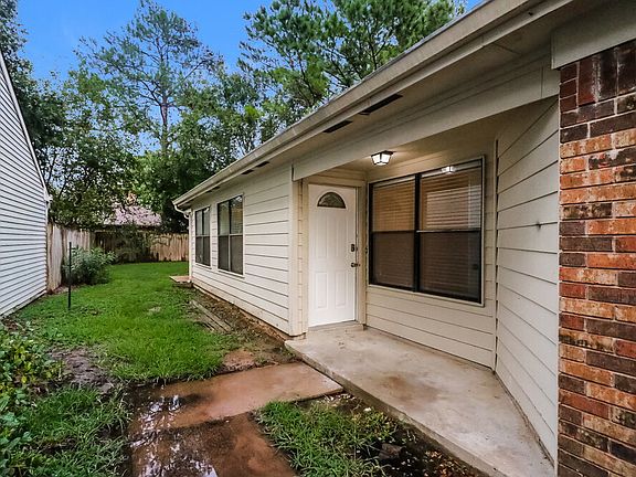 4th image of 7750 High Village Dr