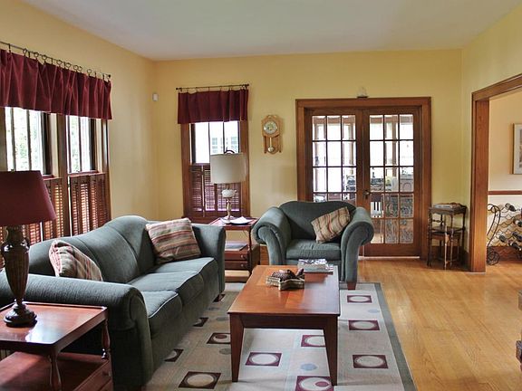 4th image of 1901 Lakeview Ave