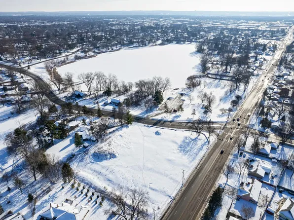 8545 Penn Ave S, Bloomington, MN 55431