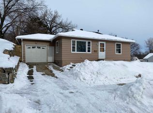 410 Sylvan St, Owatonna, MN 55060