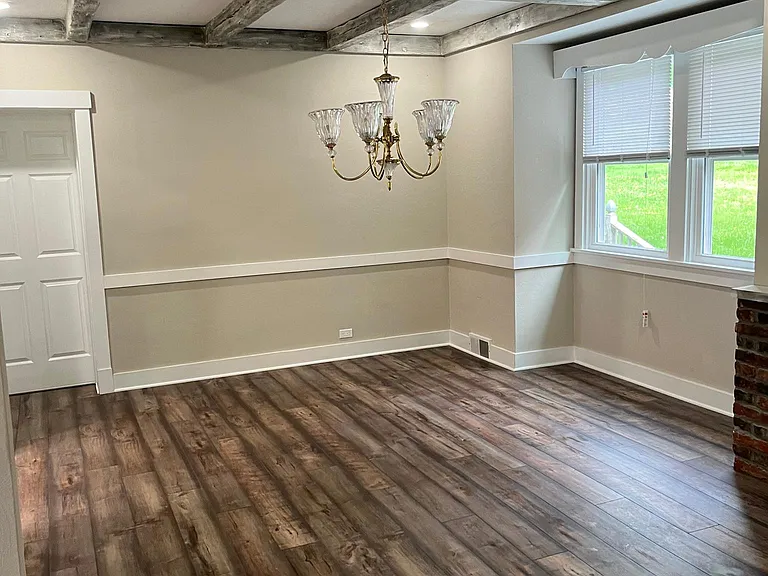 209 Questend Ave — Photo 8