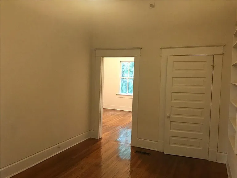 855 Savannah St — Photo 5