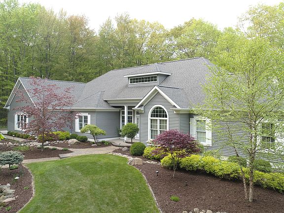 3rd image of 2270 Eagle Dr