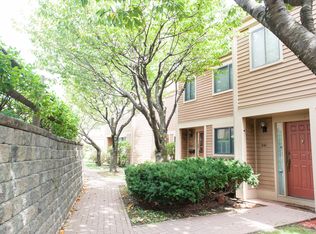 241 Tree Top Cres, Pt Chester, NY 10573