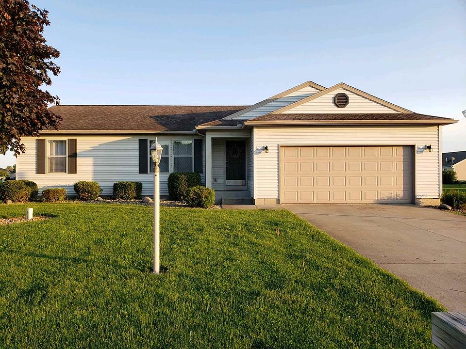1st image of 18090 Dundee Ct