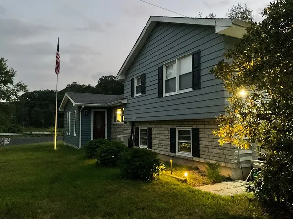 120 E Shawnee Trl, Wharton, NJ 07885