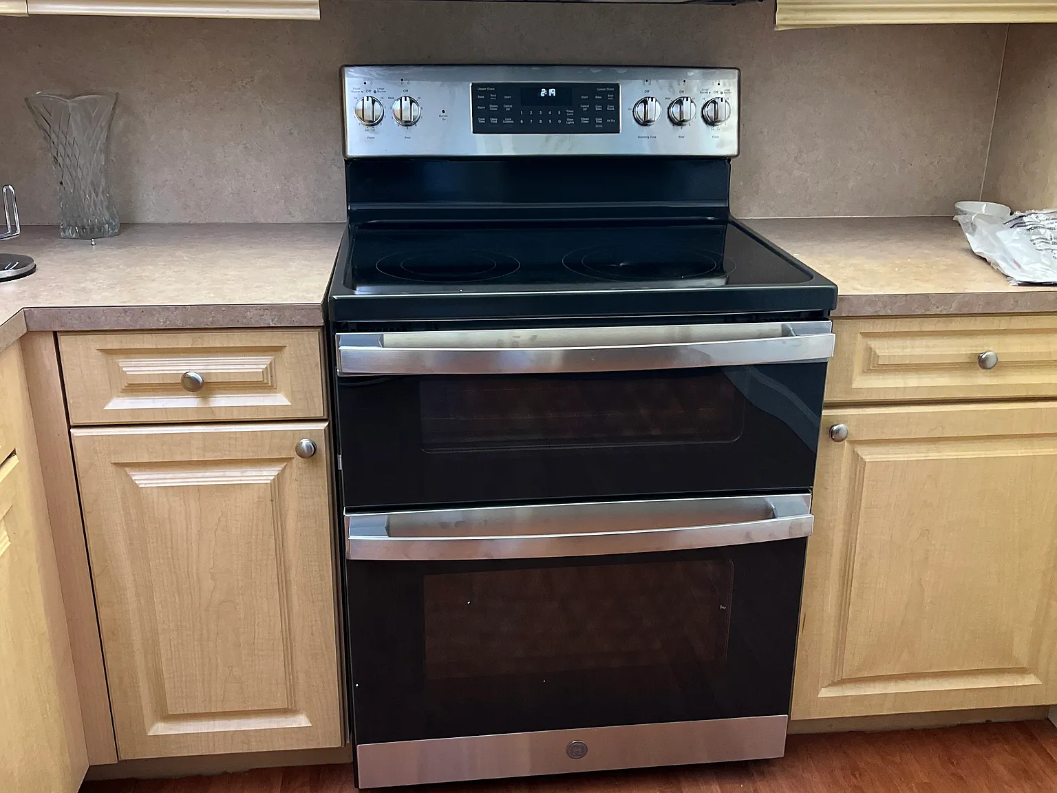 2 bed, 1245 sqft, $3,800 — Photo 1