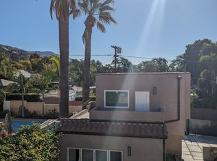 1032 E Fairmount Rd, Burbank, CA 91501